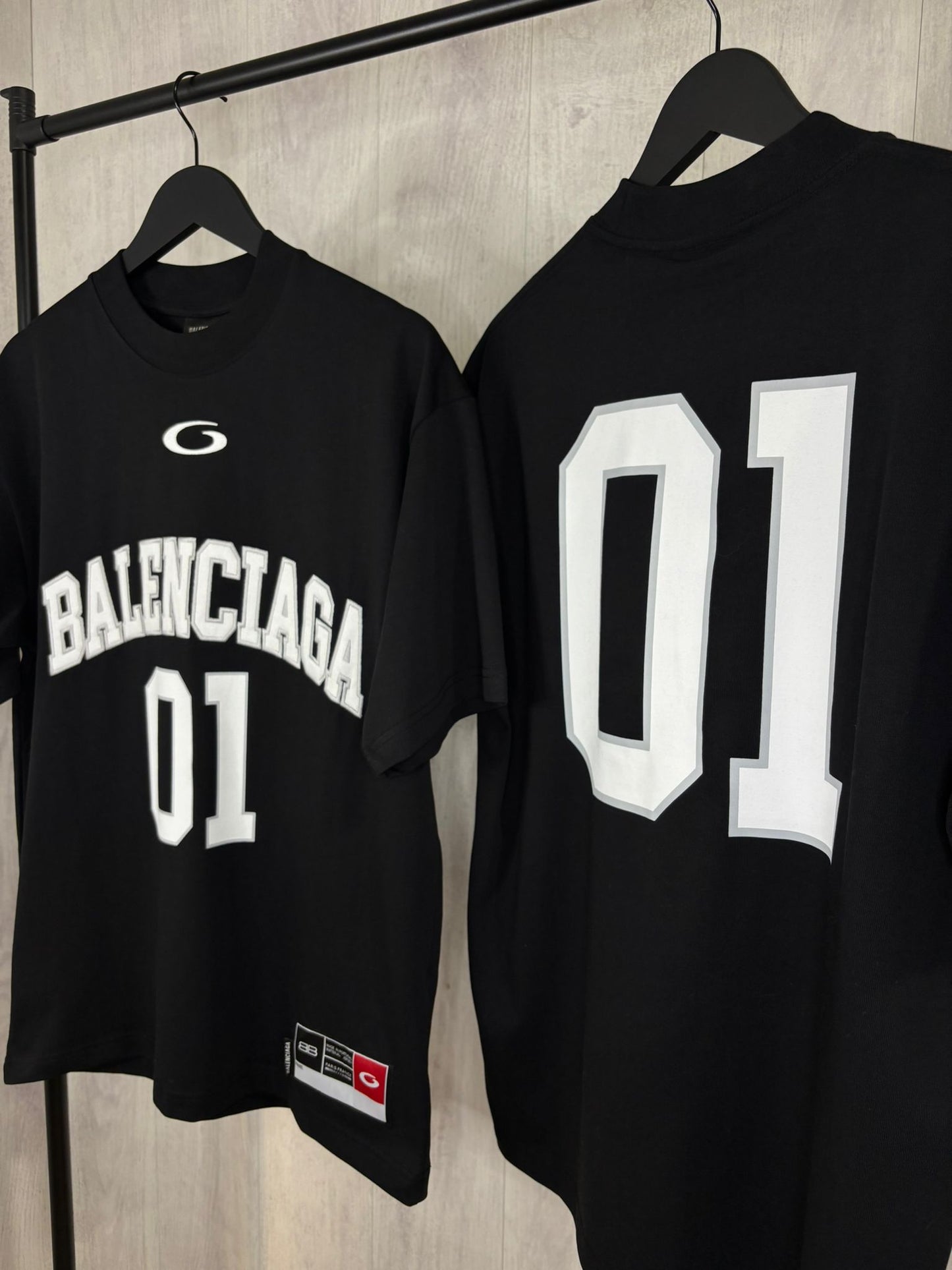 B CAMISETA