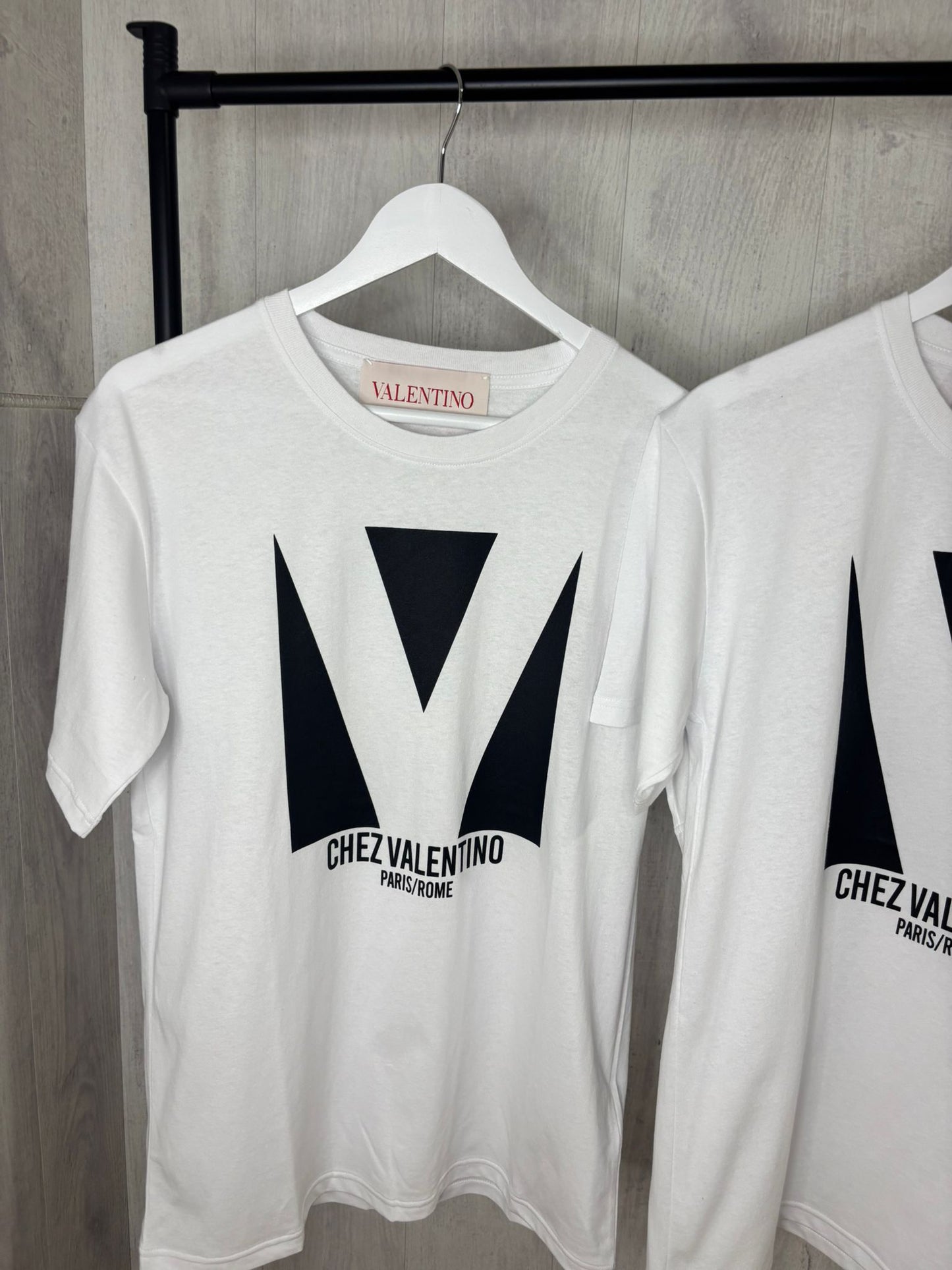 V CAMISETA