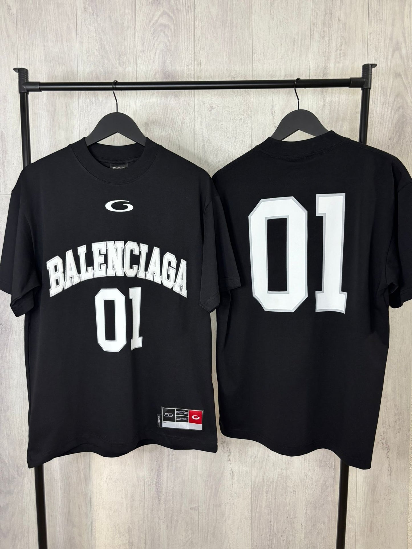 B CAMISETA