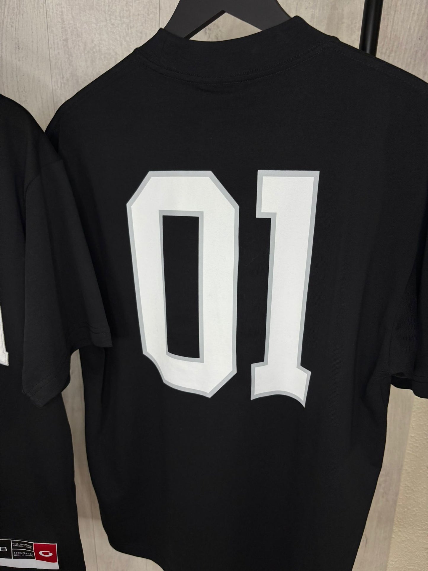 B CAMISETA