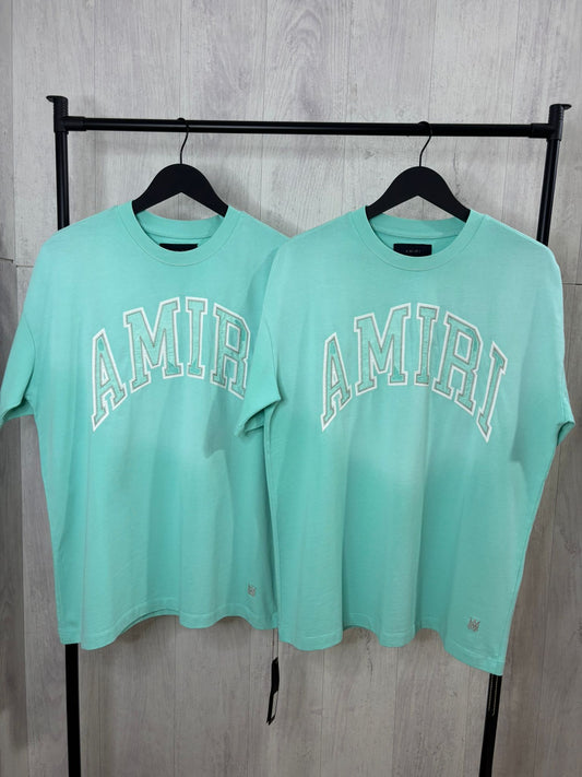 A CAMISETA