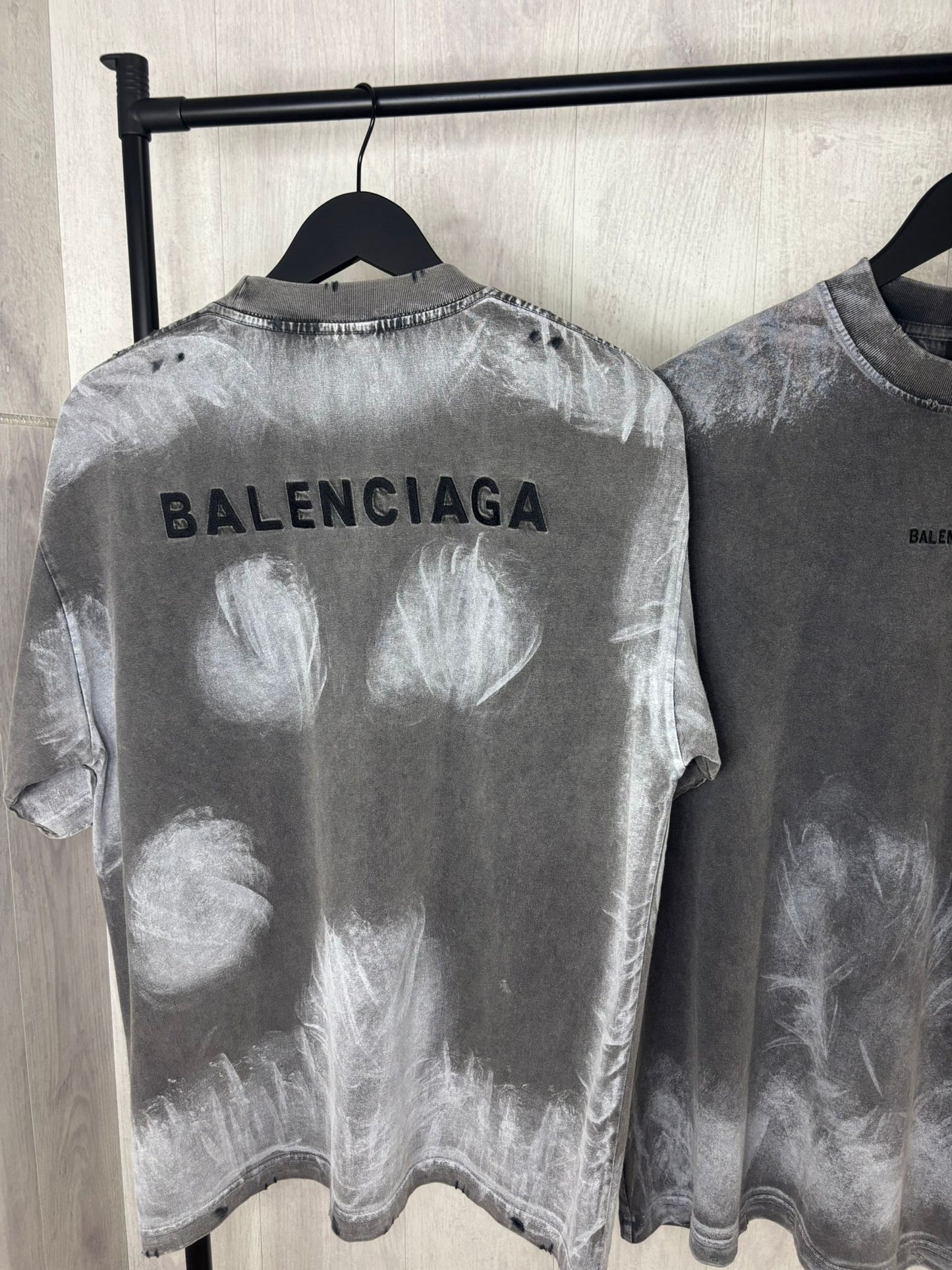 B CAMISETA