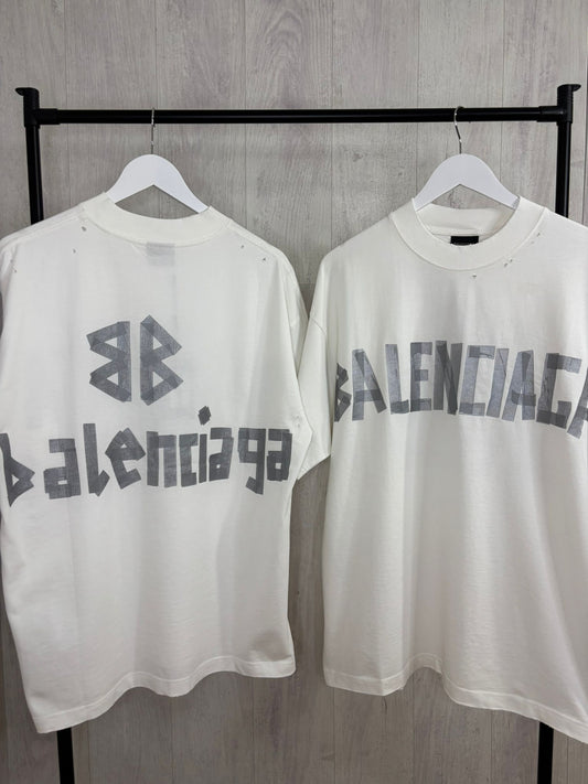 B CAMISETA