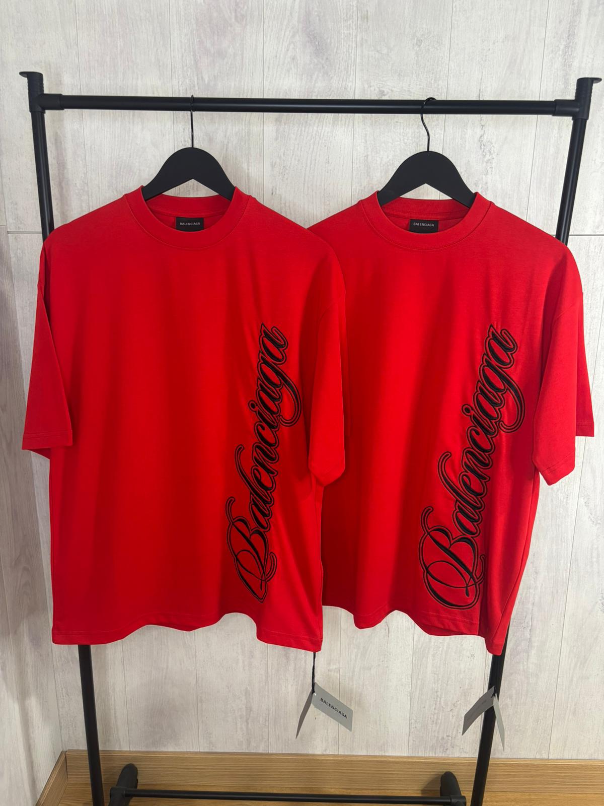 B CAMISETA