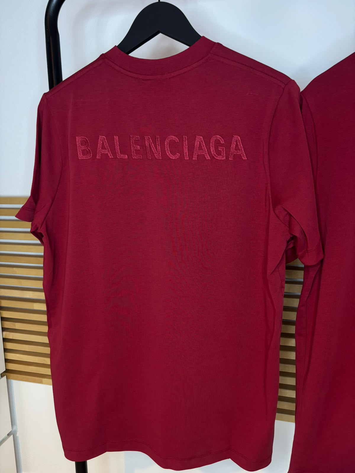 B CAMISETA